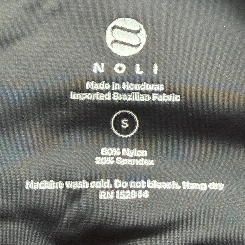 Noli leather like Black Leggings 🖤 - Picture 3 of 4